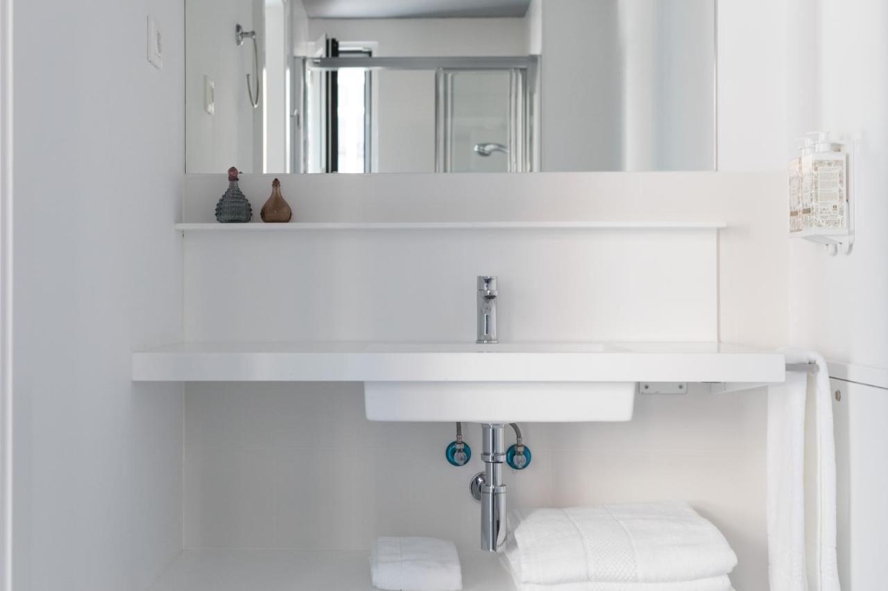 Apartamentos Las Torres Мадрид Экстерьер фото
