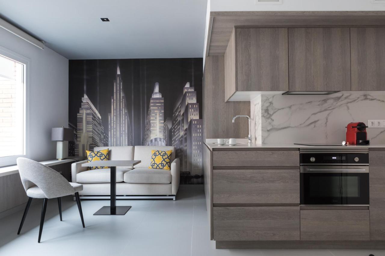 Apartamentos Las Torres Мадрид Экстерьер фото
