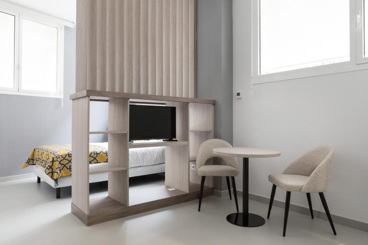 Apartamentos Las Torres Мадрид Экстерьер фото