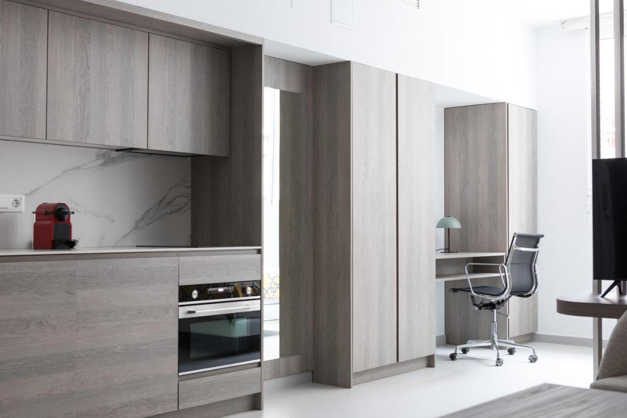 Apartamentos Las Torres Мадрид Экстерьер фото