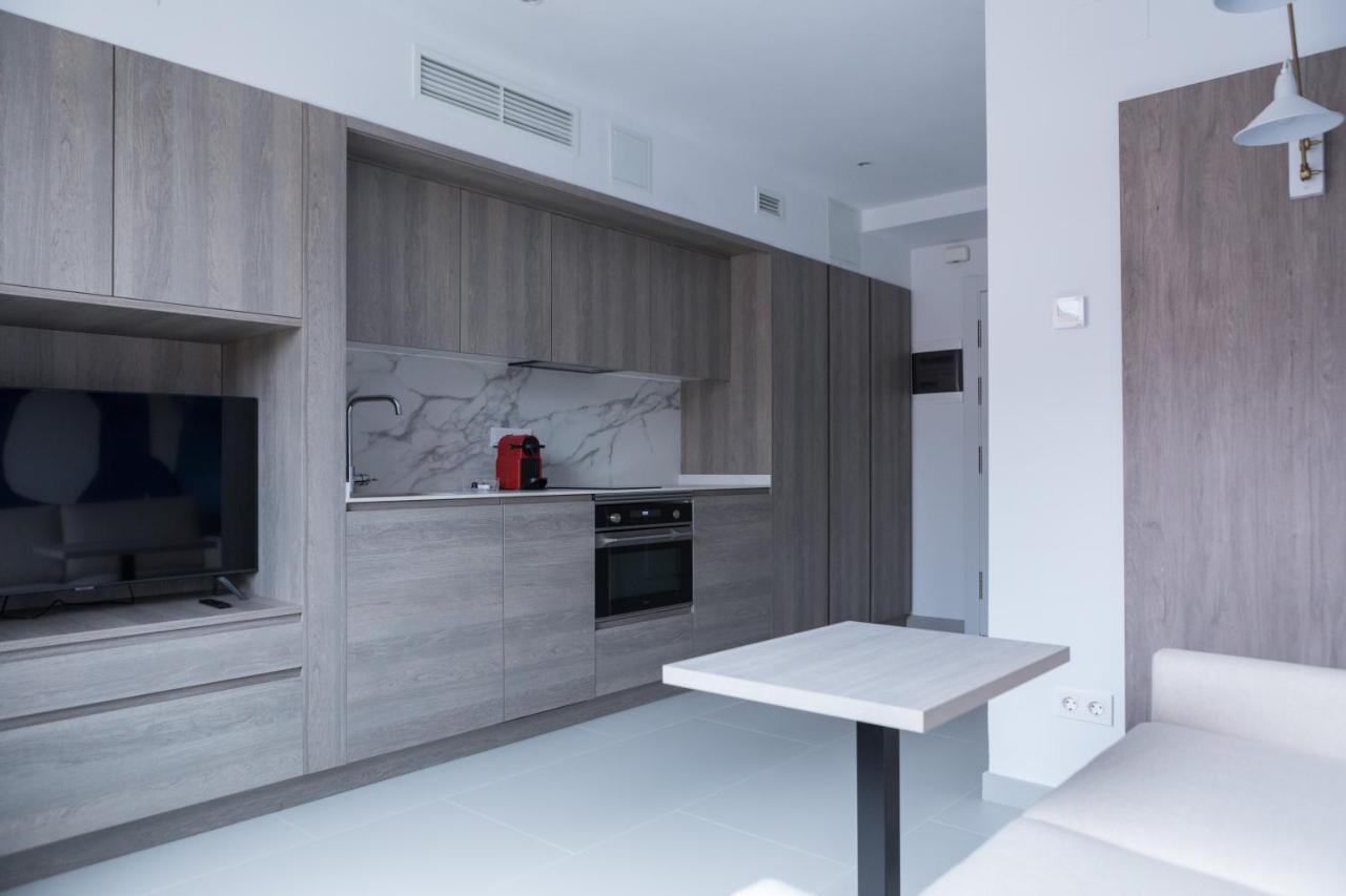 Apartamentos Las Torres Мадрид Экстерьер фото