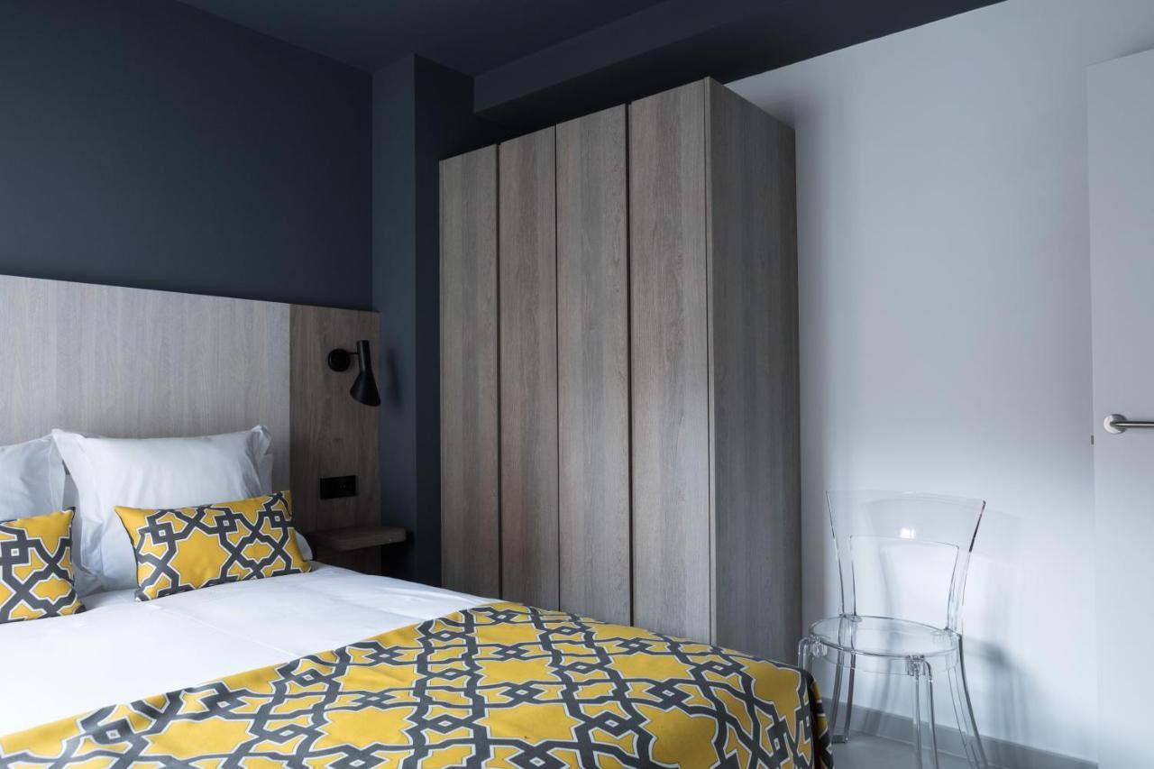 Apartamentos Las Torres Мадрид Экстерьер фото